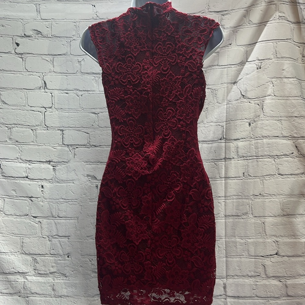 H&M, burgundy lace, womens dress - Picture 5 of 6